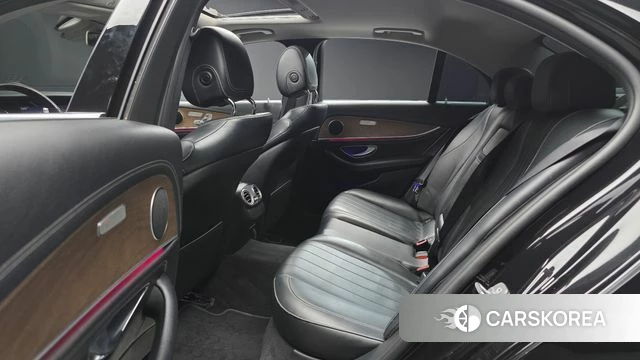 Mercedes-Benz E-Class W213 id 4672772 из Кореи 18