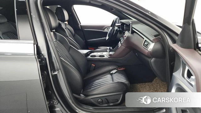 Genesis G70 id 4519774 из Кореи 18