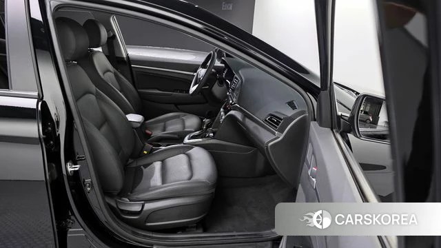 Hyundai The New Avante AD id 4339175 из Кореи 18