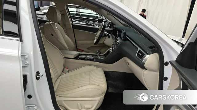 Genesis The New G70 id 4395956 из Кореи 18