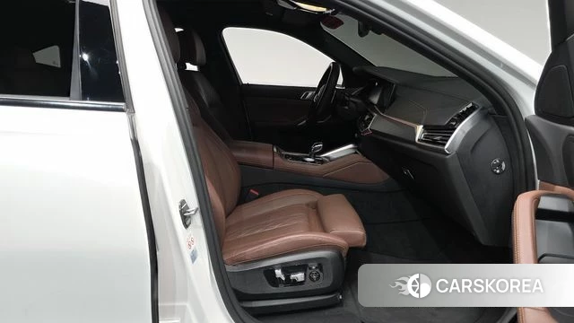 BMW X6 (G06) id 4488876 из Кореи 18