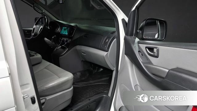 Hyundai The New Grand Starex id 4390234 из Кореи 18