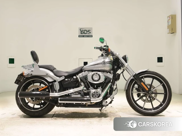 Harley-Davidson Softail Breakout FXSB id 3945181 из Японии 18