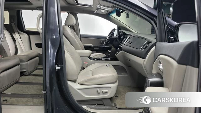 Kia The New Carnival id 4536772 из Кореи 18