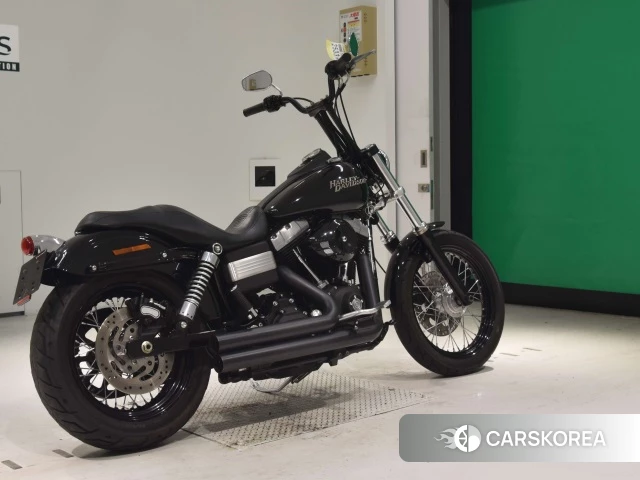 Проданный Harley-Davidson Dyna Street Bob FXDB1580 2011 из Японии, фото 2