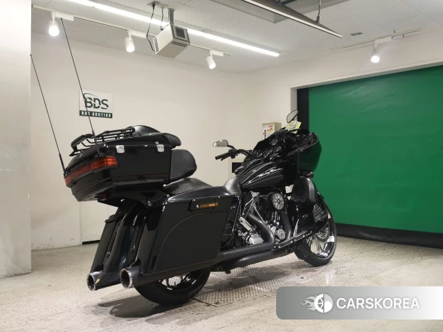 Проданный Harley-Davidson Road Glide FLTRX1690 2012 из Японии, фото 2