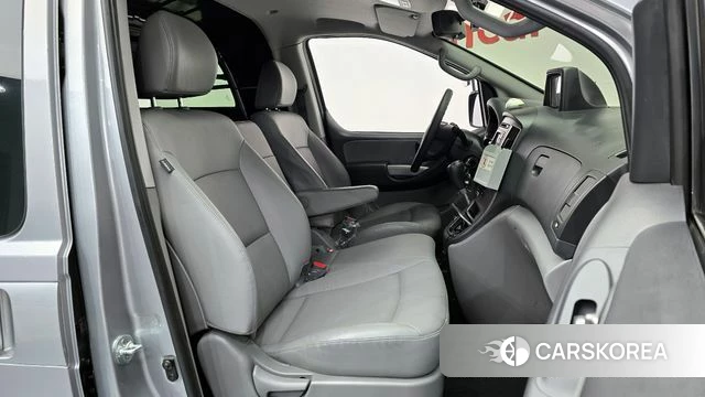 Hyundai The New Grand Starex id 4362295 из Кореи 18