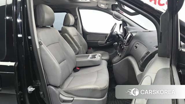 Hyundai The New Grand Starex id 4637716 из Кореи 18