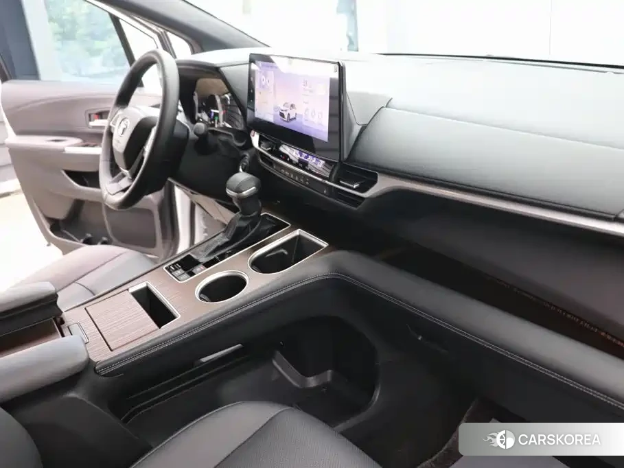 Toyota Sienna id 4600528 из Китая 18