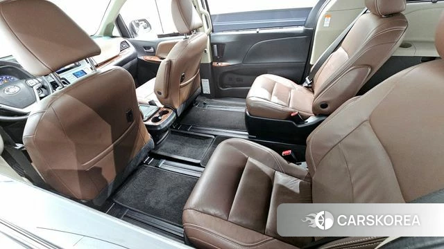 Toyota Sienna id 4390497 из Кореи 18