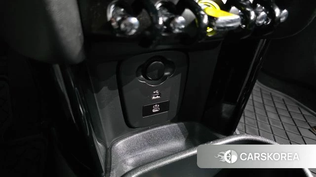 Mini Cooper Electric id 4201944 из Кореи 18