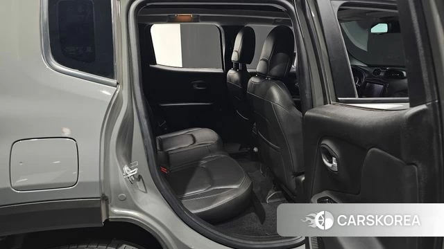 Jeep Renegade id 4196116 из Кореи 18