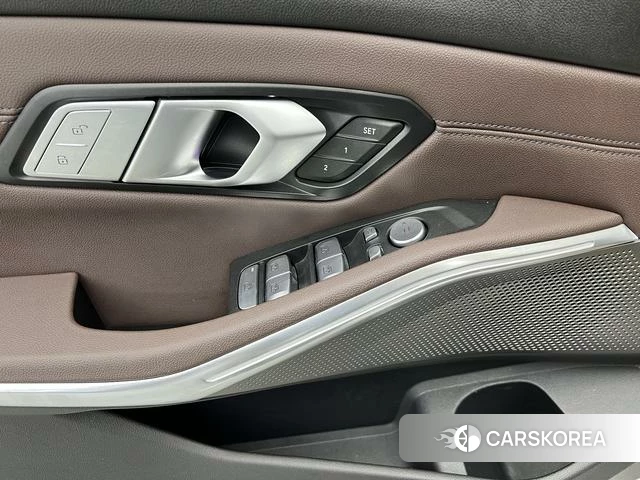 BMW 3 series id 4256907 из Китая 18