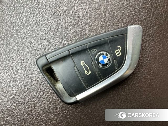 BMW X1 id 4253658 из Китая 18
