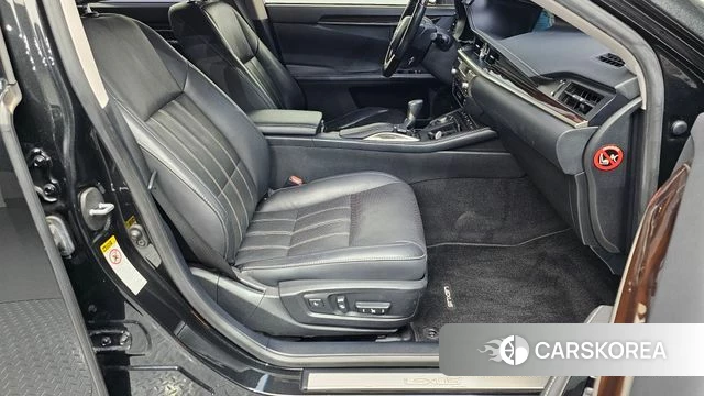 Lexus New ES300h id 4483225 из Кореи 18