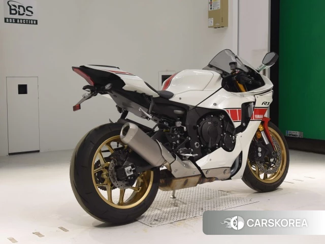 Проданный Yamaha YZF-R1 2023 из Японии, фото 2
