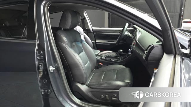 Hyundai Grandeur IG Hybrid id 4520434 из Кореи 18