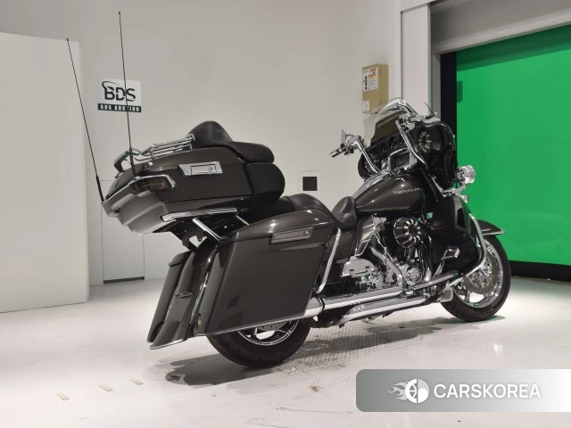 Проданный Harley-Davidson Electra Glide FLHTKSE1800 CVO 2015 из Японии, фото 2