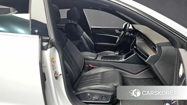 Audi A7 (4K) id 4581116 из Кореи 18