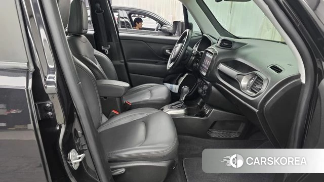 Jeep Renegade id 4759631 из Кореи 18