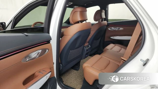 Genesis GV70 id 4578798 из Кореи 18