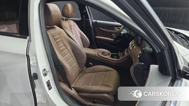 Mercedes-Benz E-Class W213 id 4304030 из Кореи 18