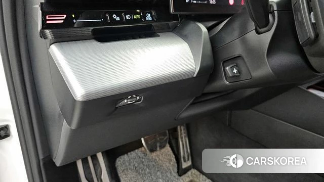 BMW 5 Series (G60) id 4394692 из Кореи 18