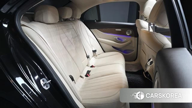 Mercedes-Benz E-Class W213 id 4637838 из Кореи 18