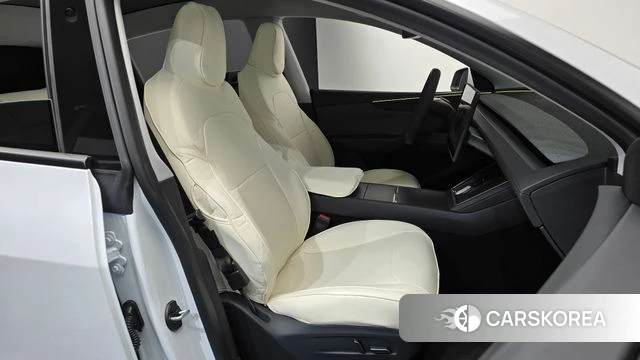 Tesla Model Y id 4487637 из Кореи 18