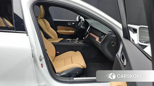Volvo V60 Cross-Country 2nd Generation id 4607372 из Кореи 18