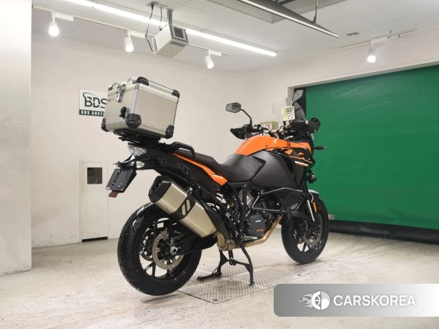 Проданный KTM 1090 ADVENTURE 2017 из Японии, фото 2