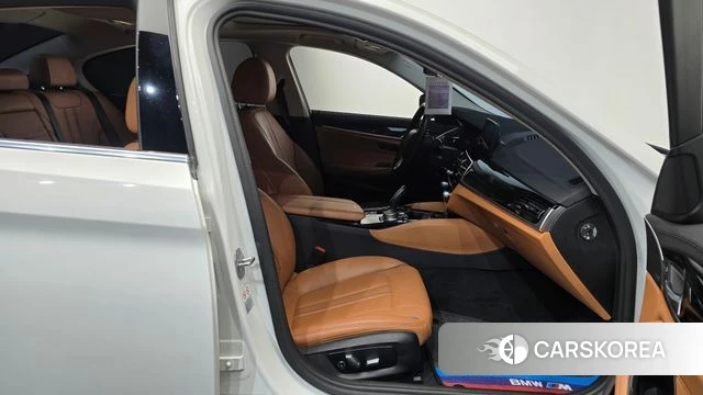 BMW 5 Series (G30) id 4907210 из Кореи 18