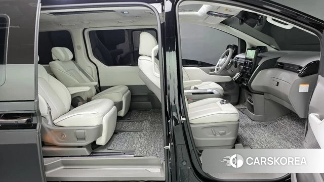 Hyundai Staria id 4248638 из Кореи 18