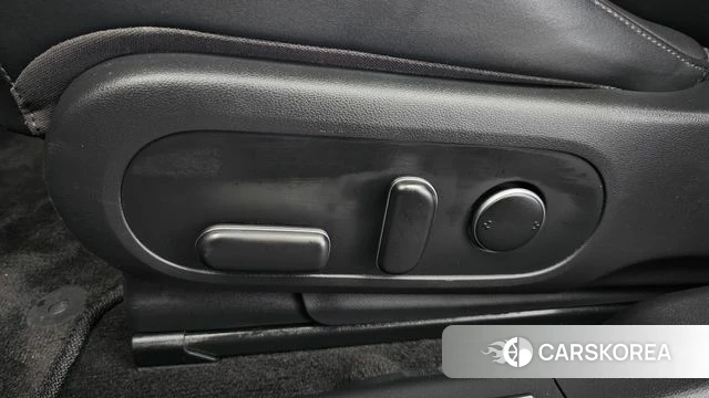 Hyundai Ionic 5 id 4481666 из Кореи 18