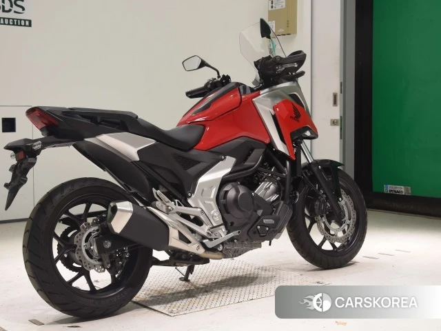 Проданный Honda NC750X DCT 2021 из Японии