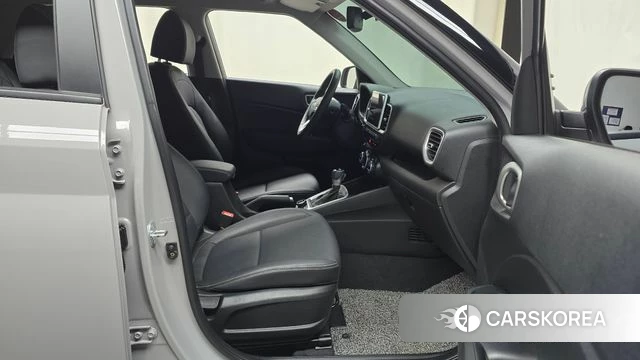 Hyundai Venue id 4354717 из Кореи 18
