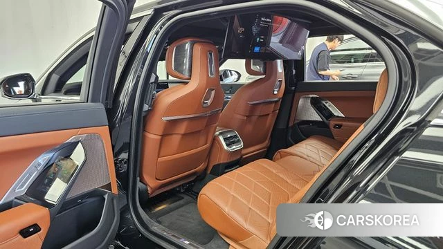 BMW 7 Series (G70) id 4427593 из Кореи 18