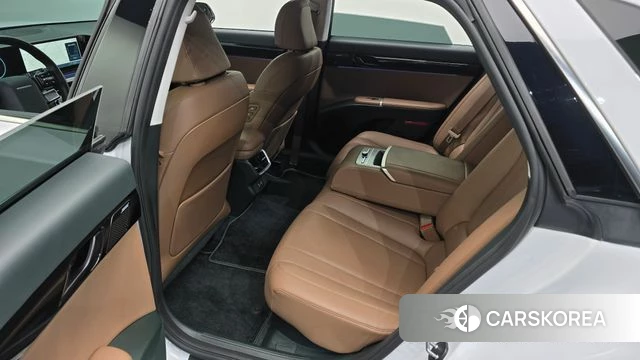 Hyundai Grandeur Hybrid (GN7) id 4853942 из Кореи 18