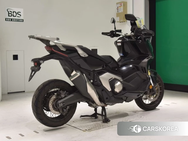 Проданный Honda X-ADV 750 2022 из Японии, фото 2