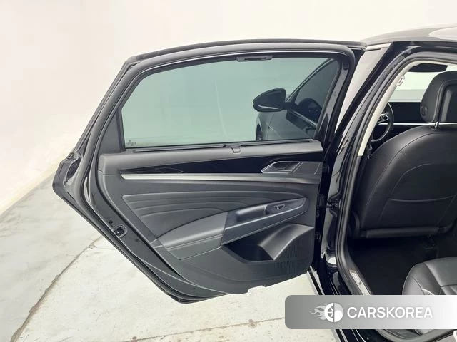 Volkswagen Passat id 4259495 из Китая 18