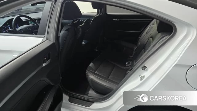 Hyundai The New Avante AD id 4520616 из Кореи 18