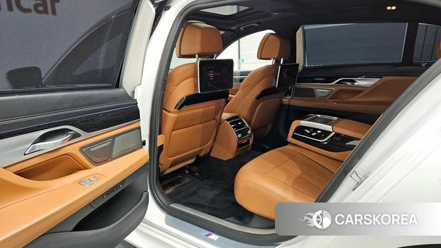 BMW 7 Series (G11) id 4285746 из Кореи 18