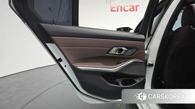 BMW 3 Series (G20) id 4225406 из Кореи 18