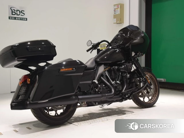 Проданный Harley-Davidson Road Glide ST FLTRXST1920 2022 из Японии, фото 2