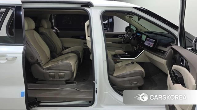 Kia Carnival 4th generation id 4898611 из Кореи 18