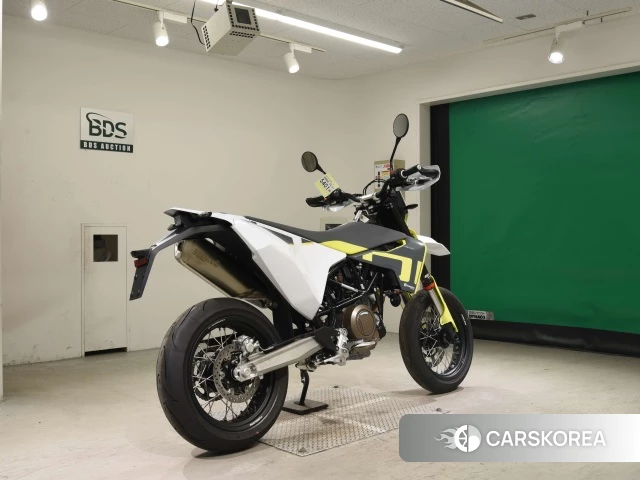 Проданный Husqvarna 701 SUPERMOTO 2022 из Японии, фото 2