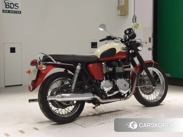 Проданный Triumph BONNEVILLE T100 2012 из Японии, фото 2