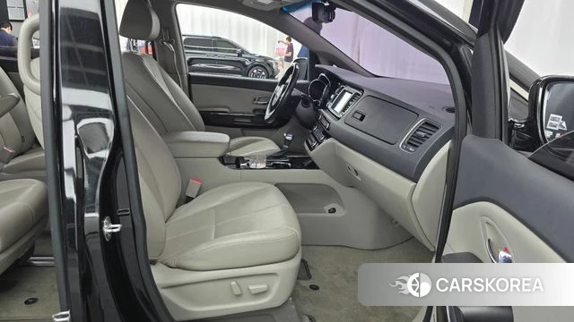 Kia The New Carnival id 4595776 из Кореи 18