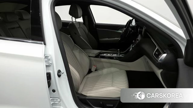 Genesis The New G70 id 4224355 из Кореи 18