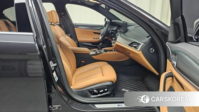 BMW 5 Series (G30) id 4774317 из Кореи 18